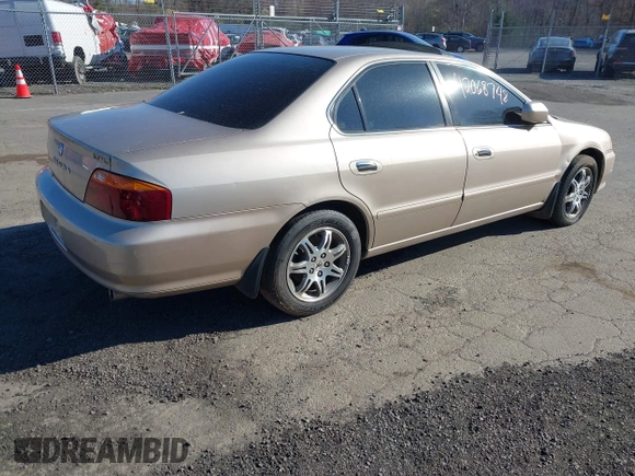 2001 Acura TL with VIN 19UUA56611A003736, listed as a IAAI auction lot 42068748 with 122,214 mi miles. Bid and sale history available at carsss.com. Image 4.