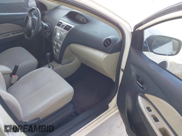 2008 Toyota Yaris with VIN JTDBT923384016242, listed as a IAAI auction lot 42053122 with 189,424 mi miles. Bid and sale history available at carsss.com. Image 5.