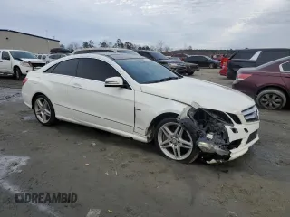 2012 Mercedes-Benz E 550 with VIN WDDKJ7DB3CF158043, listed as a Copart auction lot 43526855 with 68,035 mi miles and Salvage Title. Bid and sale history available at DreamBid. Image 4.