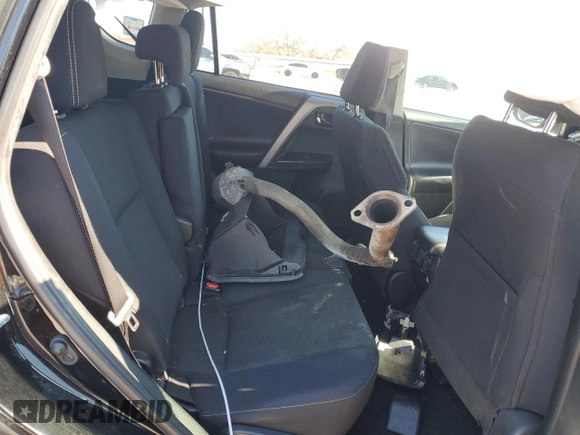 2018 Toyota RAV4 XLE with VIN 2T3RFREV2JW804022, listed as a Copart auction lot 87150944 with Not Provided miles and Salvage Title. Bid and sale history available at DreamBid. Image 10.