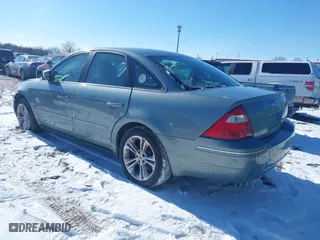 2006 Ford Five Hundred SE with VIN 1FAFP23146G119696, listed as a IAAI auction lot 41599381 with 184,040 mi miles. Bid and sale history available at carsss.com. Image 3.
