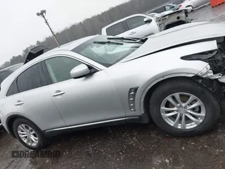 2016 Infiniti QX70 with VIN JN8CS1MU1GM671887, listed as a IAAI auction lot 41741481 with 88,547 mi miles and . Bid and sale history available at DreamBid. Image 14.