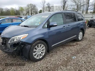 2017 Toyota Sienna XLE with VIN 5TDDZ3DC1HS175704, listed as a Copart auction lot 55289975 with 111,095 mi miles and Salvage Title. Bid and sale history available at DreamBid. Image 1.