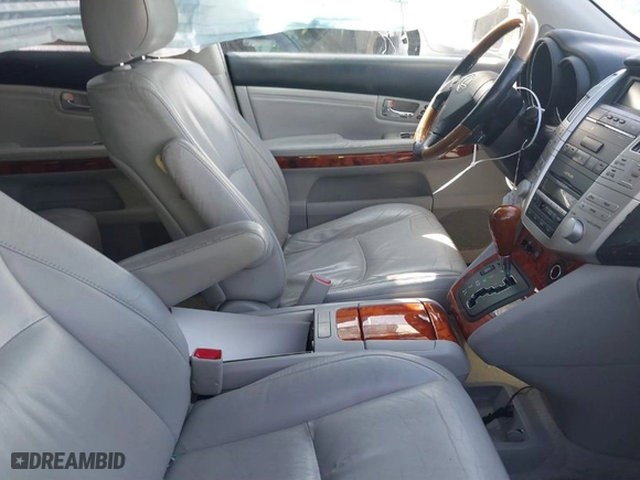 2005 Lexus RX 330 with VIN 2T2HA31U65C050722, listed as a IAAI auction lot 41612219 with 186,746 mi miles. Bid and sale history available at carsss.com. Image 5.