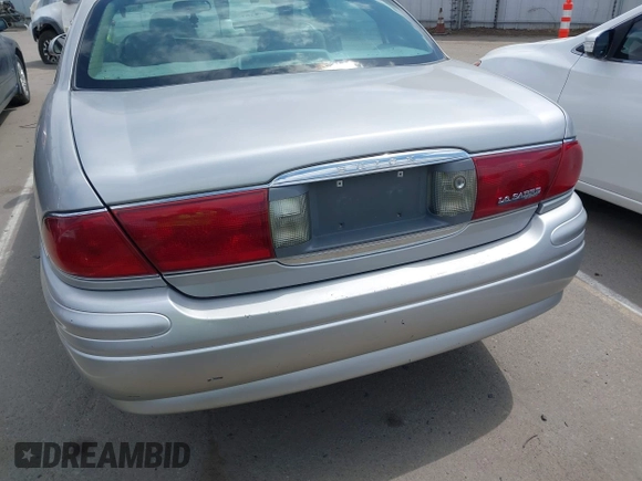 2004 Buick LeSabre Custom with VIN 1G4HP52K044152686, listed as a IAAI auction lot 42040237 with 204,778 mi miles. Bid and sale history available at carsss.com. Image 13.