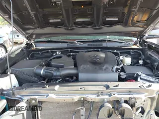 2021 Toyota Tacoma SR5 with VIN 5TFAZ5CN4MX113669, listed as a IAAI auction lot 42468007 with 29,368 mi miles and . Bid and sale history available at DreamBid. Image 10.