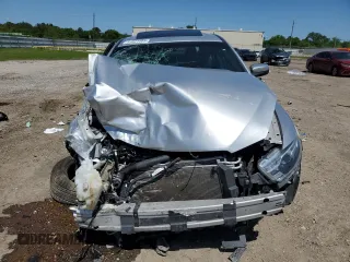 2015 Ford Taurus SEL z VIN 1FAHP2E85FG203397, wystawiony jako Copart lot #51821405 z przebiegiem 78 592 mil mil oraz Szkody całkowita. Historia ofert i sprzedaży dostępna na DreamBid. Obrazek 5.