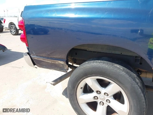 2007 Dodge Ram 1500 SLT with VIN 1D7HA18P77J572569, listed as a IAAI auction lot 41745070 with NaN miles. Bid and sale history available at carsss.com. Image 20.
