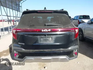 2024 Kia Seltos S z VIN KNDEU2AA7R7502828, wystawiony jako IAAI lot #41802523 z przebiegiem 25 962 mil mil oraz . Historia ofert i sprzedaży dostępna na DreamBid. Obrazek 16.