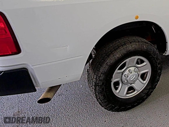 2018 Ram 2500 Tradesman с VIN 3C6UR4HJ8JG274627, выставлен на аукционе IAAI как лот 42575840 с пробегом 152 686 миль миль и . История ставок и продаж доступна на DreamBid. Изображение 3.
