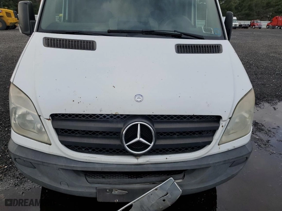 2013 Mercedes-Benz Sprinter Cargo Vans with VIN WD3PF4CC5D5750135, listed as a Copart auction lot 85291374 with 1 mi miles and Clean Title. Bid and sale history available at carsss.com. Image 10.