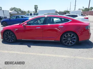 2016 Tesla Model S 90D с VIN 5YJSA1E26GF120631, выставлен на аукционе IAAI как лот 42249326 с пробегом 84 491 миль миль и . История ставок и продаж доступна на DreamBid. Изображение 15.