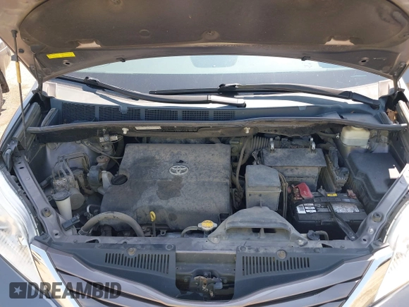 2015 Toyota Sienna LE AAS with VIN 5TDKK3DC4FS617903, listed as a IAAI auction lot 42390155 with 151,975 mi miles and . Bid and sale history available at DreamBid. Image 10.