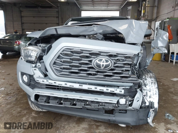 2021 Toyota Tacoma 4WD SR5 with VIN 3TMDZ5BNXMM111204, listed as a IAAI auction lot 41308159 with 46,024 mi miles. Bid and sale history available at carsss.com. Image 12.