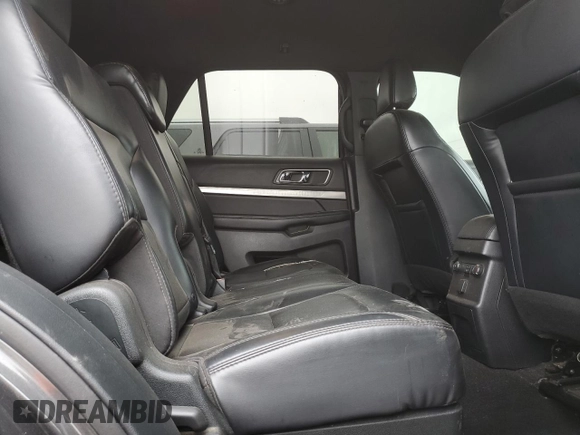 2019 Ford Explorer XLT z VIN 1FM5K8D84KGA87650, wystawiony jako Copart lot #64618715 z przebiegiem 49 213 mil mil oraz Czysty tytuł • Clean title. Historia ofert i sprzedaży dostępna na DreamBid. Obrazek 11.
