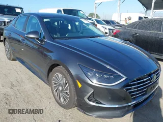 2021 Hyundai Sonata Hybrid Limited with VIN KMHL54JJ0MA017017, listed as a IAAI auction lot 41723792 with 34,590 mi miles. Bid and sale history available at carsss.com. Image 1.