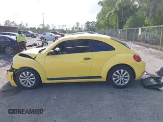 2015 Volkswagen Beetle Fleet Edition with VIN 3VWF17AT6FM641987, listed as a IAAI auction lot 41964021 with 87,818 mi miles and . Bid and sale history available at DreamBid. Image 14.