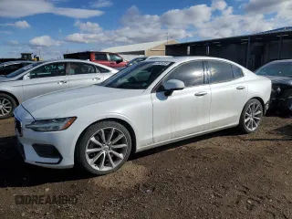 2020 Volvo S60 Momentum with VIN 7JRA22TK9LG065806, listed as a Copart auction lot 47631915 with 79,620 mi miles and Salvage Title. Bid and sale history available at carsss.com. Image 1.