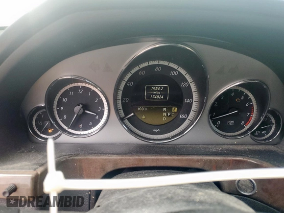 2012 Mercedes-Benz E 350 Luxury с VIN WDDHF5KB5CA593453, выставлен на аукционе Copart как лот 56346385 с пробегом 174 023 миль миль и Списание • Salvage title. История ставок и продаж доступна на DreamBid. Изображение 9.