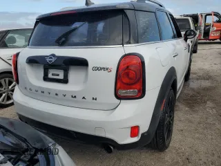 2019 MINI Countryman Cooper S with VIN WMZYT3C59K3E94978, listed as a Copart auction lot 76192184 with 0 mi miles and Non Repairable. Bid and sale history available at carsss.com. Image 6.