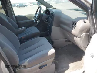 2003 Dodge Grand Caravan with VIN 2D4GP44303R281610, listed as a IAAI auction lot 42053641 with 196,877 mi miles and . Bid and sale history available at DreamBid. Image 5.