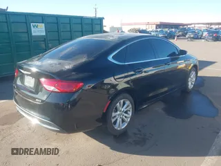 2015 Chrysler 200 Limited with VIN 1C3CCCAB9FN632906, listed as a IAAI auction lot 41418163 with 181,428 mi miles. Bid and sale history available at carsss.com. Image 4.