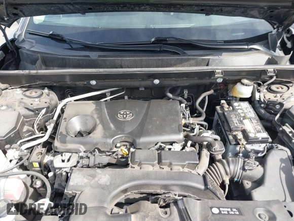 2019 Toyota RAV4 XLE with VIN JTMW1RFV7KJ011556, listed as a IAAI auction lot 41682178 with 72,795 mi miles. Bid and sale history available at carsss.com. Image 10.