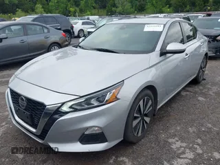 2021 Nissan Altima SV with VIN 1N4BL4DV2MN421715, listed as a IAAI auction lot 42525293 with 39,052 mi miles and . Bid and sale history available at DreamBid. Image 6.