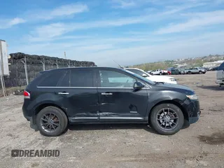 2012 Lincoln MKX with VIN 2LMDJ8JK4CBL12984, listed as a IAAI auction lot 42084206 with 268,996 mi miles and . Bid and sale history available at DreamBid. Image 12.