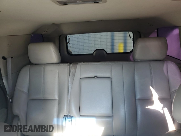 2014 GMC Yukon SLT with VIN 1GKS1CE0XER207048, listed as a Copart auction lot 42181135 with 117,875 mi miles and Clean Title. Bid and sale history available at carsss.com. Image 10.