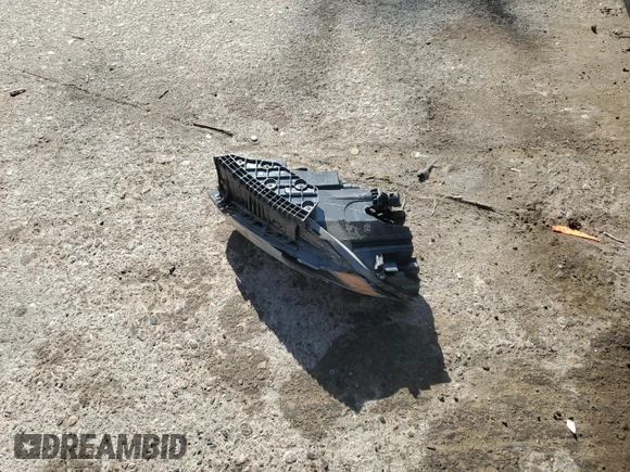 2025 Jeep Compass Latitude с VIN 3C4NJDBN3ST555355, выставлен на аукционе Copart как лот 59007635 с пробегом 5 355 миль миль и Списание • Salvage title. История ставок и продаж доступна на DreamBid. Изображение 13.