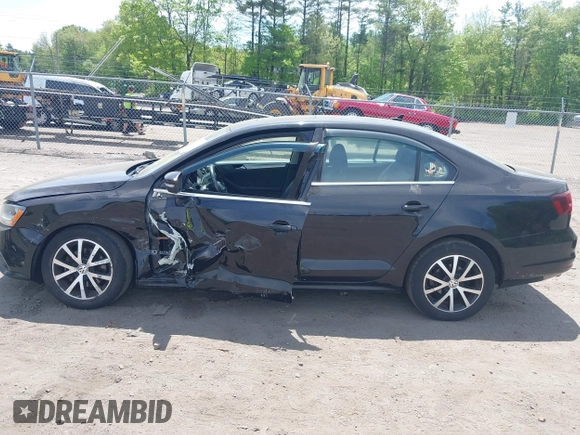 2017 Volkswagen Jetta SE with VIN 3VWDB7AJ8HM308177, listed as a IAAI auction lot 42184432 with 130,743 mi miles and . Bid and sale history available at DreamBid. Image 14.