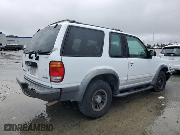 1998 Ford Explorer z VIN 1FMYU22E2WUC07823, wystawiony jako Copart lot #44383795 z przebiegiem 255 676 mil mil oraz Szkoda całkowita • Salvage title. Historia ofert i sprzedaży dostępna na DreamBid. Obrazek 3.