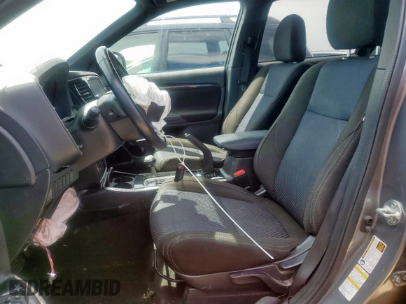 2018 Mitsubishi Outlander SE with VIN JA4AD3A32JZ029543, listed as a Copart auction lot 58228615 with 116,473 mi miles and Salvage title. Bid and sale history available at DreamBid. Image 7.