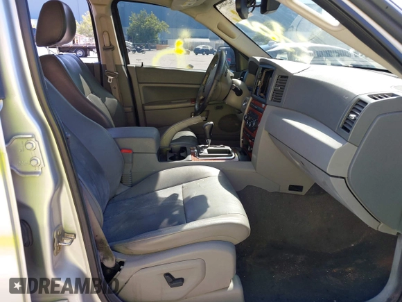 2005 Jeep Grand Cherokee Limited with VIN 1J4HR58N55C561719, listed as a IAAI auction lot 42648942 with 70,106 mi miles and . Bid and sale history available at DreamBid. Image 5.