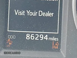 2017 Toyota RAV4 LE с VIN JTMZFREV3HJ712555, выставлен на аукционе IAAI как лот 42233808 с пробегом 86 294 миль миль и . История ставок и продаж доступна на DreamBid. Изображение 15.