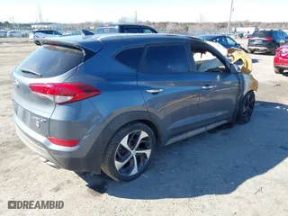 2017 Hyundai Tucson Value with VIN KM8J33A29HU470606, listed as a IAAI auction lot 41575284 with 1 mi miles. Bid and sale history available at carsss.com. Image 4.