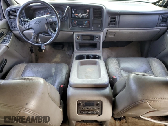 2006 Chevrolet Suburban LS z VIN 1GNFK16Z76J100509, wystawiony jako Copart lot #54568635 z przebiegiem 264 879 mil mil oraz Szkoda całkowita • Salvage title. Historia ofert i sprzedaży dostępna na DreamBid. Obrazek 8.