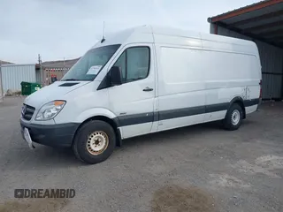 2011 Mercedes-Benz Sprinter Cargo with VIN WD3PE8CB4B5595009, listed as a IAAI auction lot 41791413 with 353,189 mi miles. Bid and sale history available at carsss.com. Image 17.