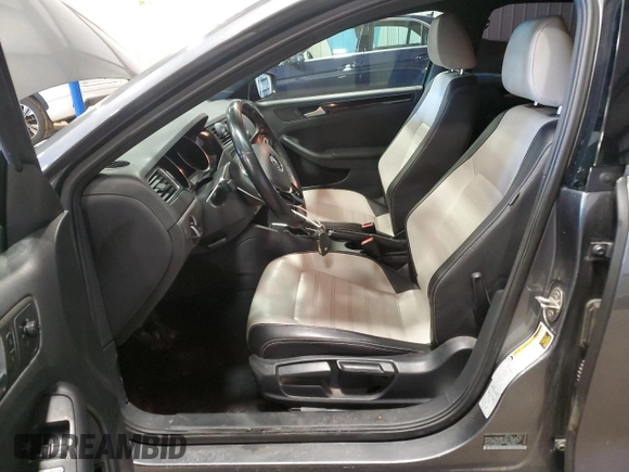2015 Volkswagen Jetta SE with VIN 3VWD17AJ2FM421669, listed as a Copart auction lot 45633745 with 147,467 mi miles and Salvage title. Bid and sale history available at DreamBid. Image 7.