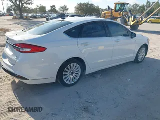 2017 Ford Fusion SE with VIN 3FA6P0HD6HR262443, listed as a IAAI auction lot 41041687 with 145,267 mi miles. Bid and sale history available at carsss.com. Image 4.