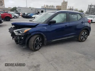 2020 Nissan Kicks SR with VIN 3N1CP5DV1LL484542, listed as a Copart auction lot 51653515 with 43,089 mi miles and Salvage Title. Bid and sale history available at carsss.com. Image 1.