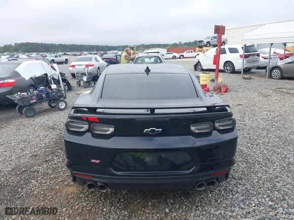 2022 Chevrolet Camaro 1SS with VIN 1G1FF1R75N0116485, listed as a IAAI auction lot 41920161 with 33,440 mi miles. Bid and sale history available at carsss.com. Image 17.