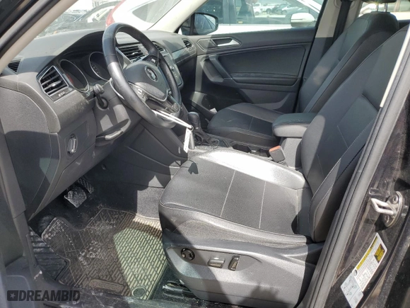 2018 Volkswagen Tiguan SEL with VIN 3VV3B7AX1JM055147, listed as a Copart auction lot 48154705 with 105,097 mi miles and Salvage Title. Bid and sale history available at carsss.com. Image 7.