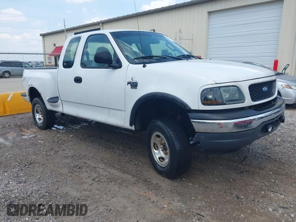 2003 Ford F-150 с VIN 2FTRX08W53CA43029, выставлен на аукционе IAAI как лот 42483083 с пробегом 311 710 миль миль и . История ставок и продаж доступна на DreamBid. Изображение 1.