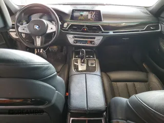 2020 BMW 7 Series 740i xDrive с VIN WBA7T4C07LGF97250, выставлен на аукционе Copart как лот 57860665 с пробегом 75 801 миль миль и Списание • Salvage title. История ставок и продаж доступна на DreamBid. Изображение 8.