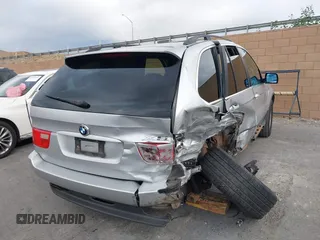 2001 BMW X5 4.4i with VIN WBAFB33541LH20155, listed as a IAAI auction lot 41078904 with 172,762 mi miles. Bid and sale history available at carsss.com. Image 4.