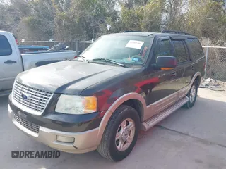 2006 Ford Expedition Eddie Bauer with VIN 1FMPU17526LA70354, listed as a IAAI auction lot 41702780 with 228,195 mi miles. Bid and sale history available at carsss.com. Image 2.
