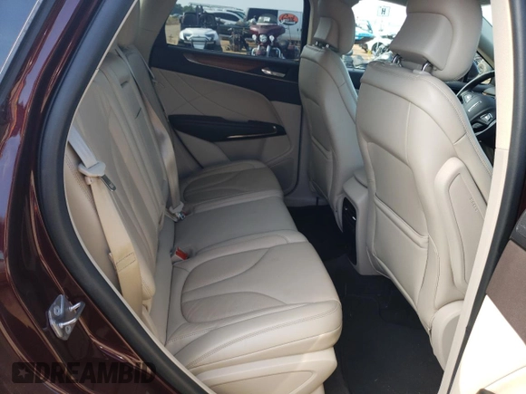 2018 Lincoln MKC Select with VIN 5LMCJ2C99JUL30500, listed as a Copart auction lot 67794844 with 57,629 mi miles and Salvage Title. Bid and sale history available at DreamBid. Image 11.
