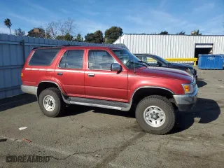 1992 Toyota 4Runner SR5 with VIN JT3VN39W0N8035280, listed as a Copart auction lot 87748245 with 186,948 mi miles and Clean Title. Bid and sale history available at carsss.com. Image 4.